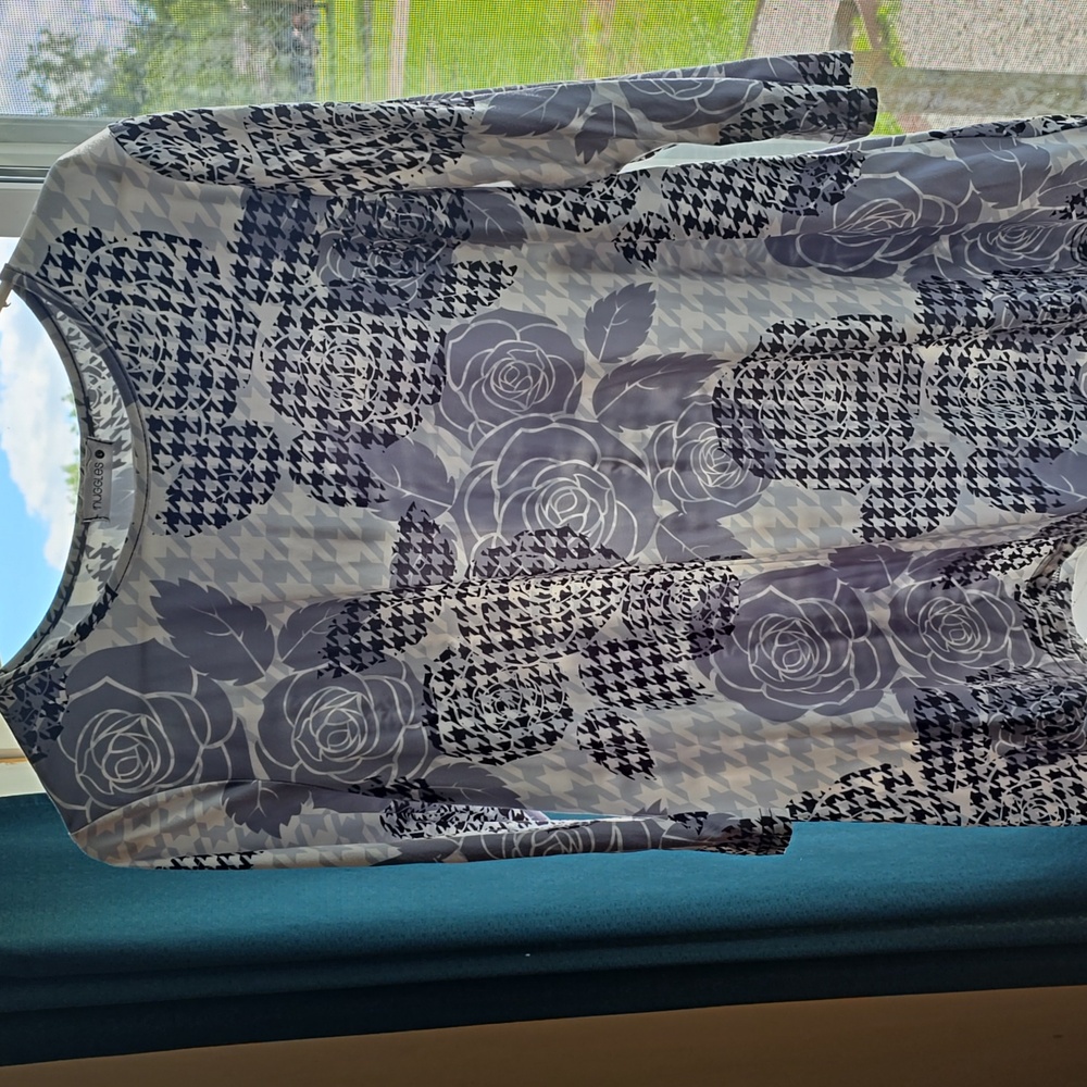 Womens Nuggles Large